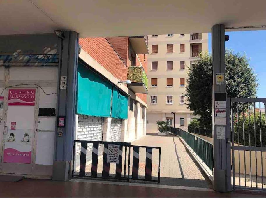 Splendido Appartamento In Zona Fiera A 博洛尼亚 外观 照片